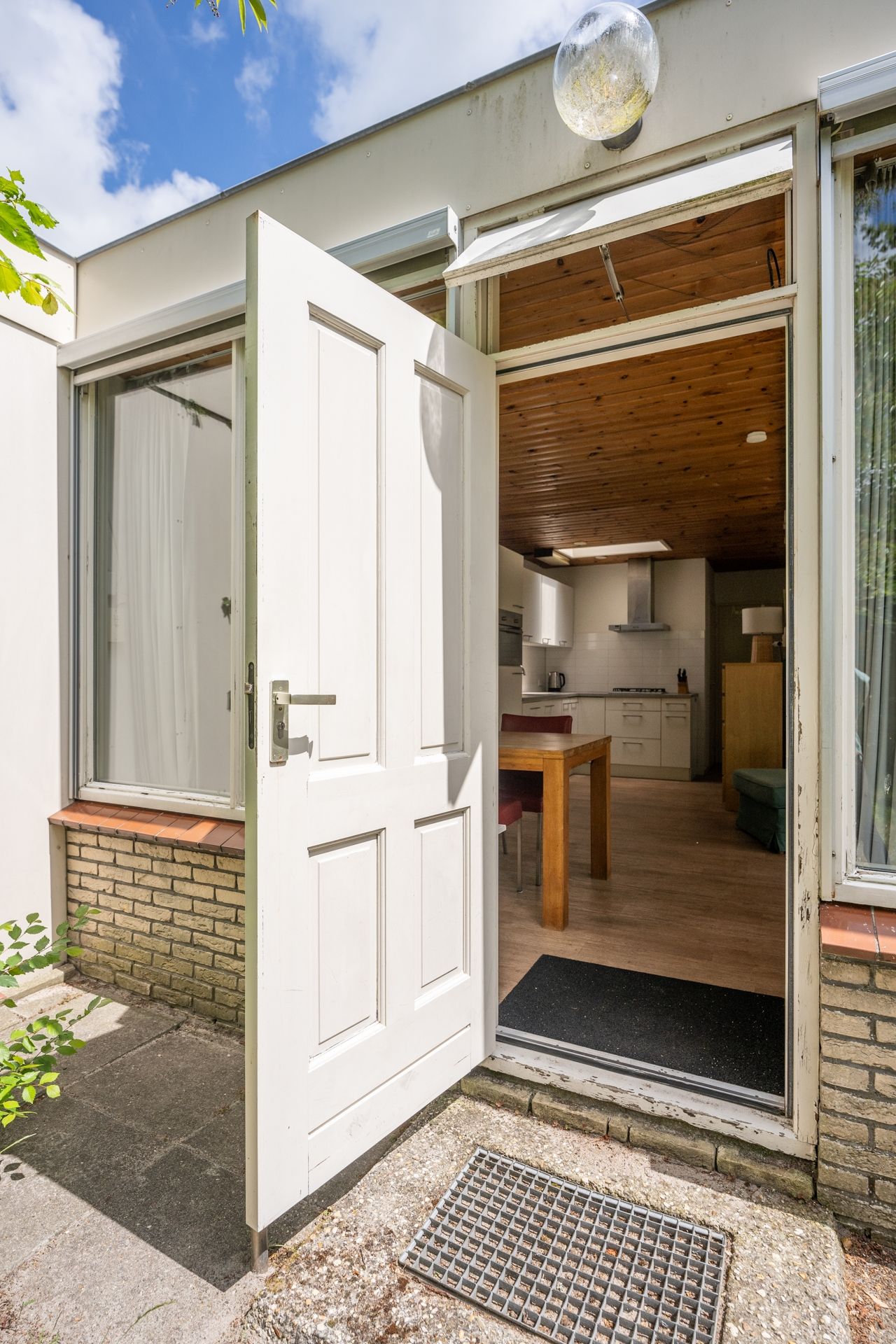 2-bedroom freehold villa in De Koog — photo 3 of 5