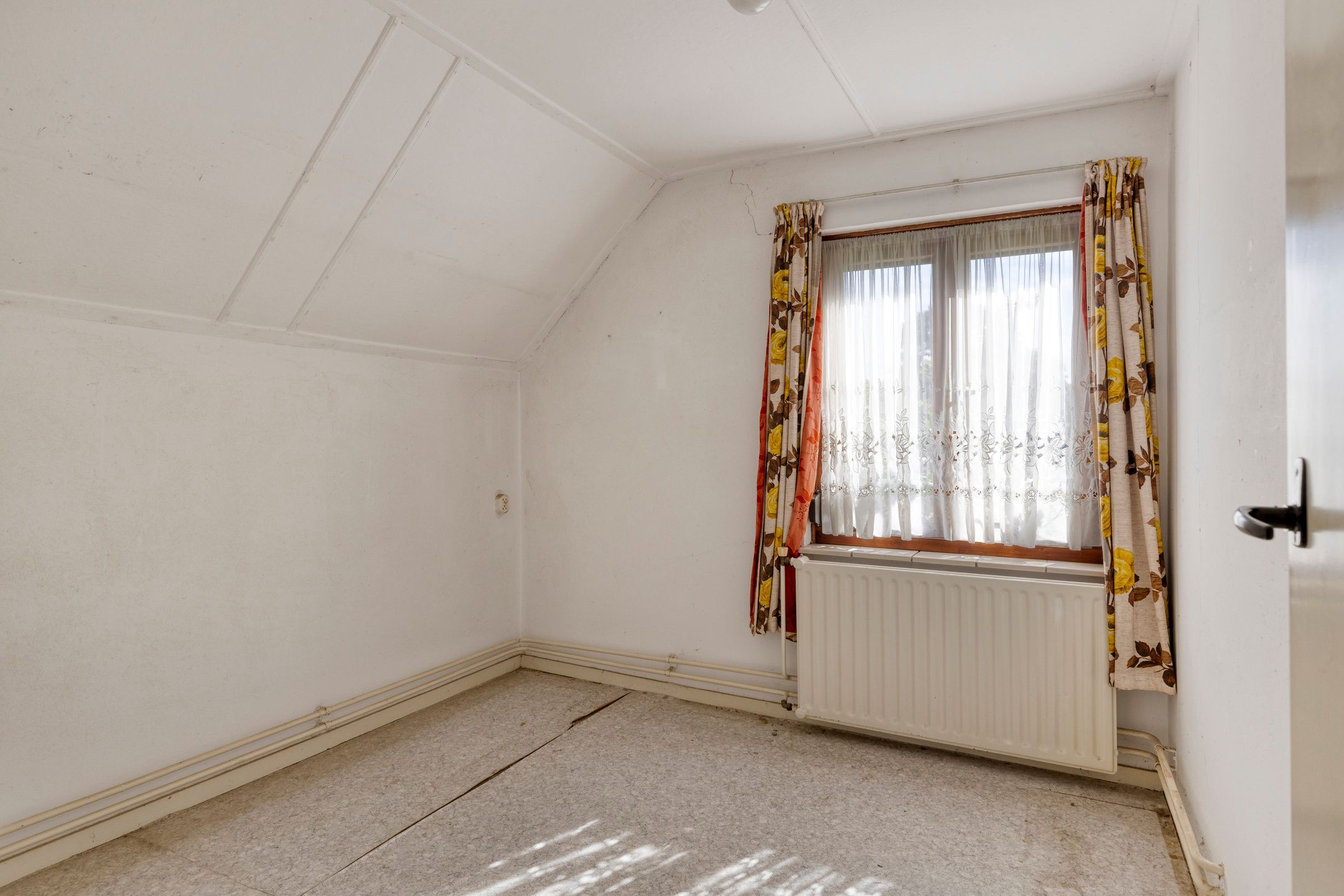 Photo 21 of Broekstraat 11