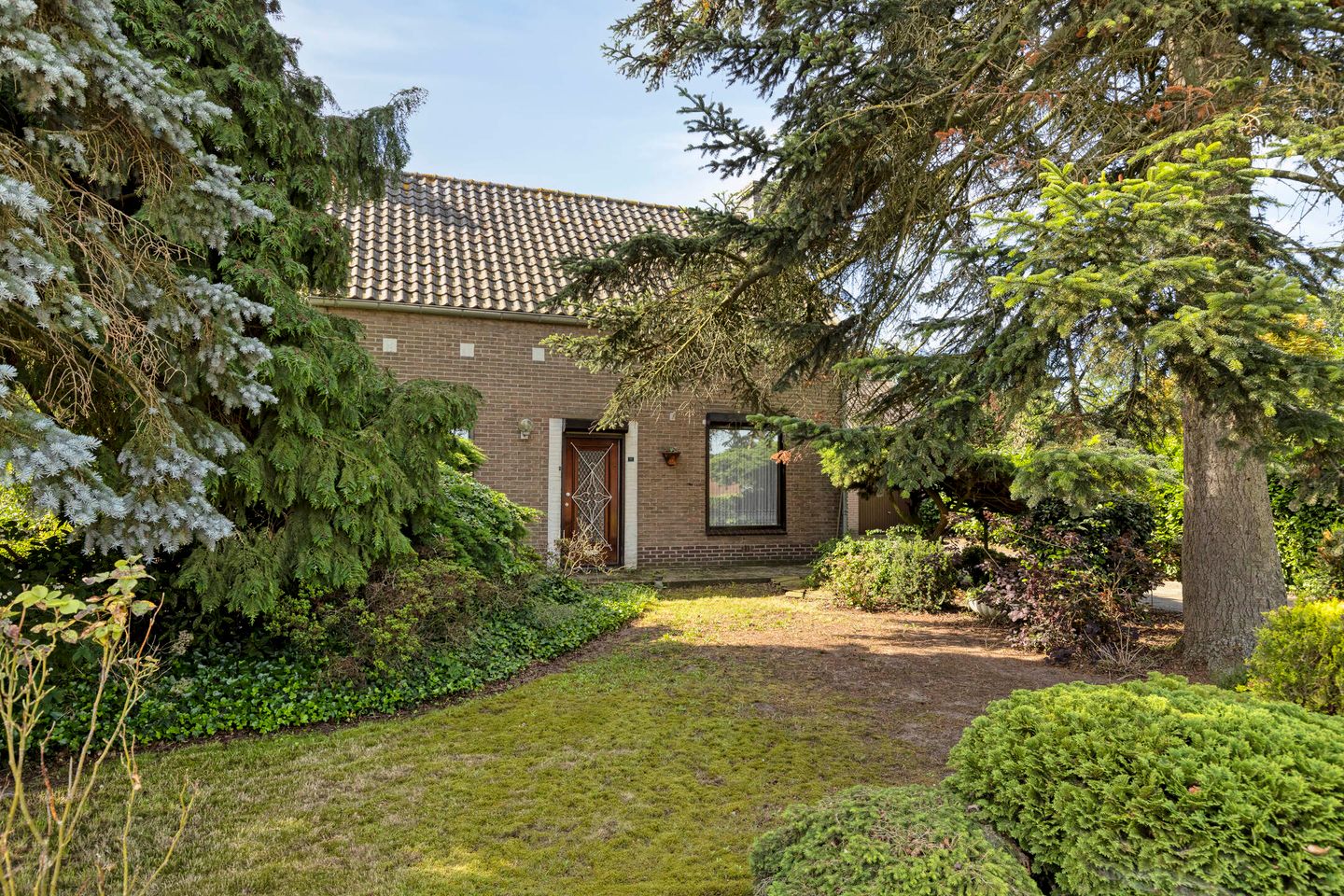Photo 49 of Broekstraat 11