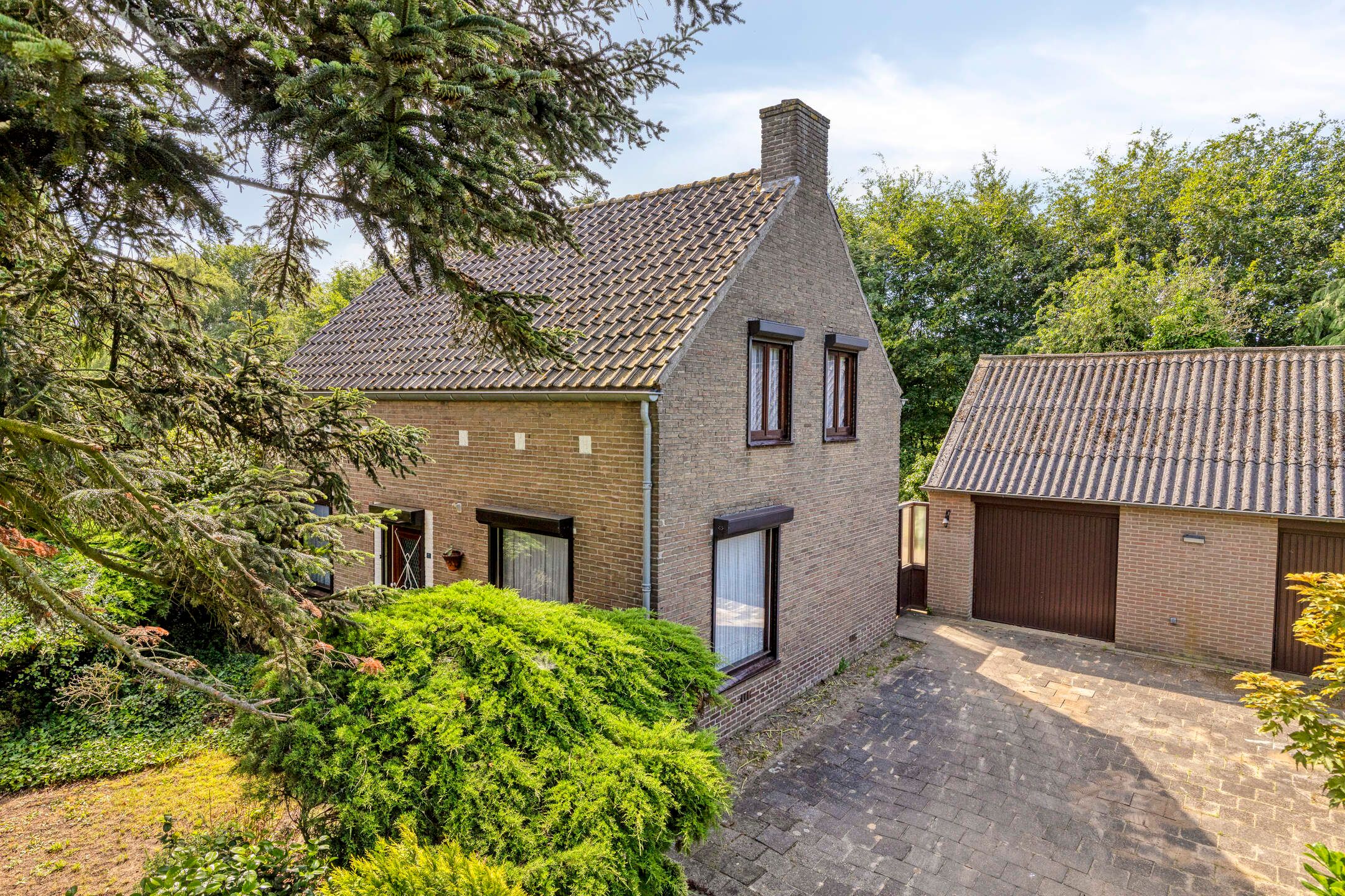 Photo 45 of Broekstraat 11