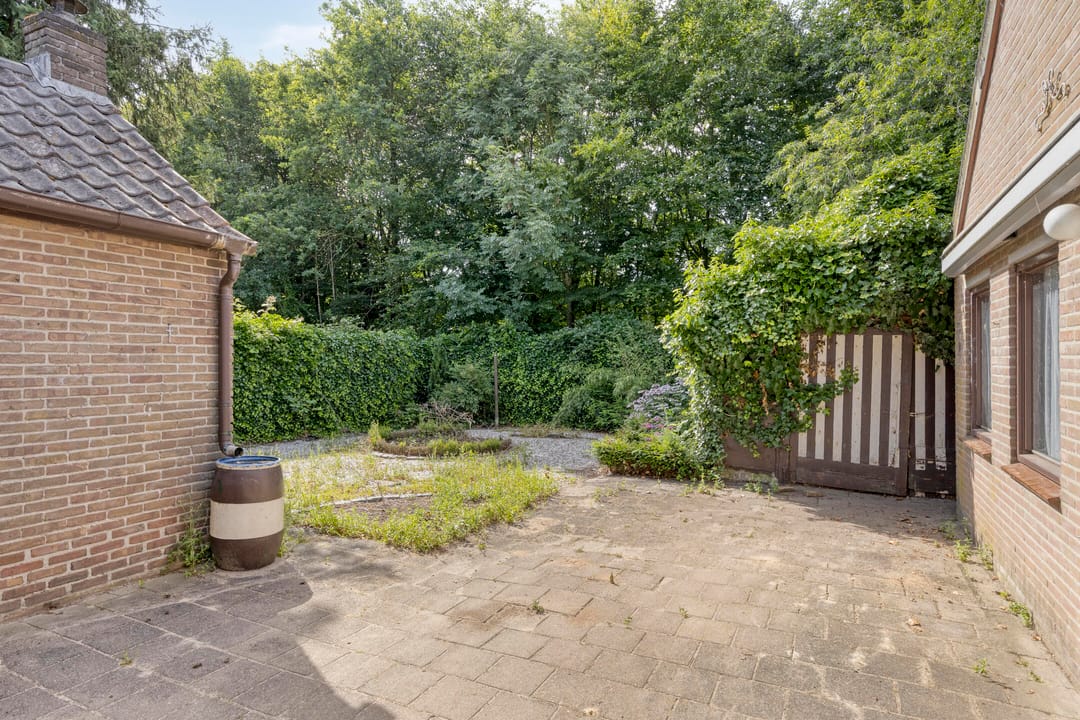 Photo 26 of Broekstraat 11