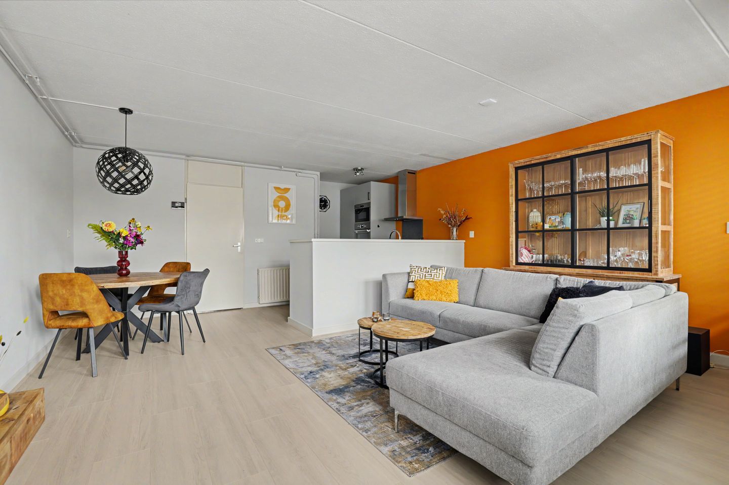 Photo 5 of Willem van Hooffstraat 43