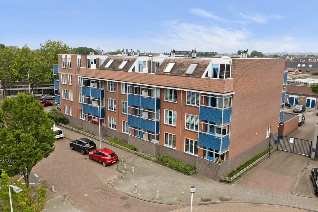 Photo 1 of Willem van Hooffstraat 43