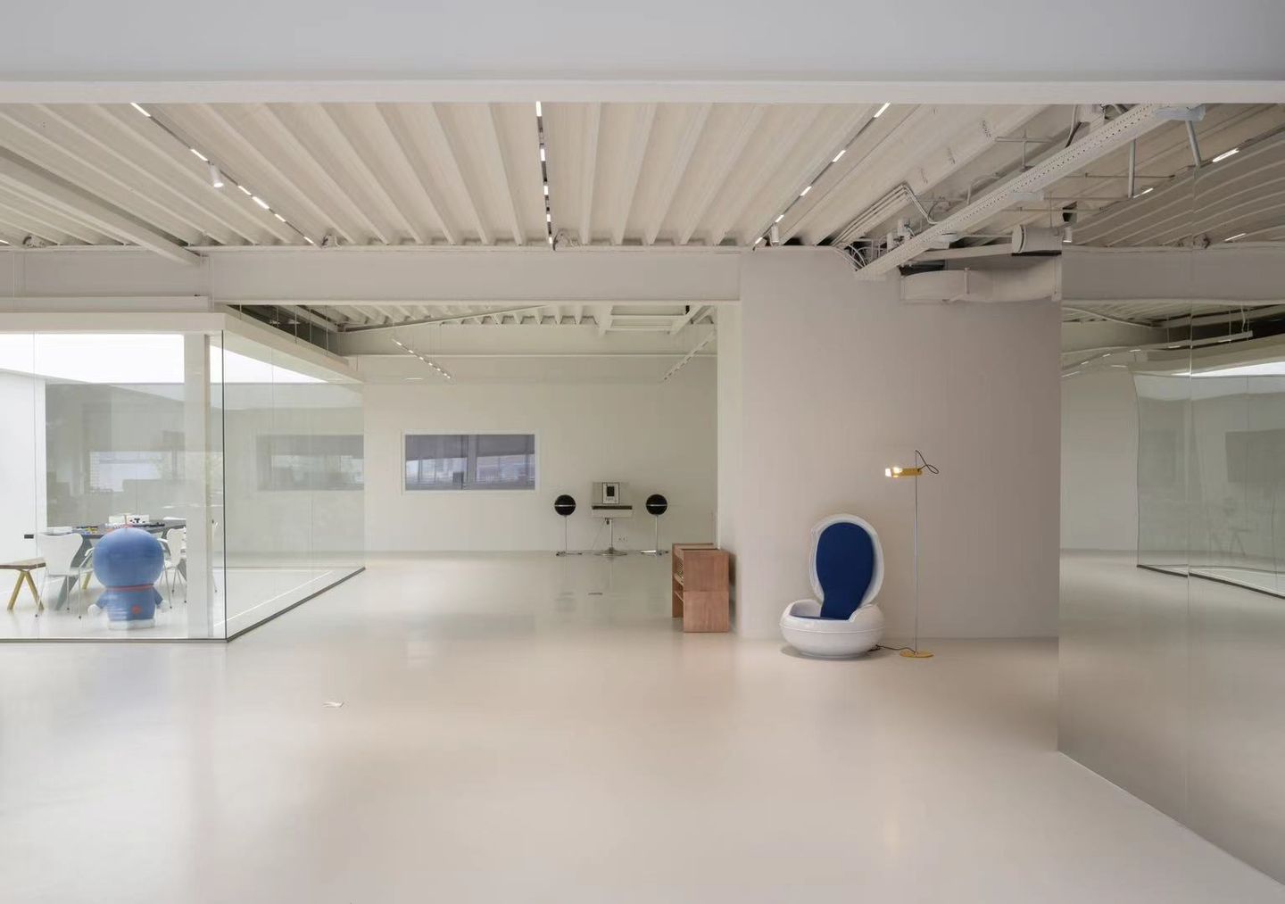 View photo 4 of Cort van der Lindenstr 7