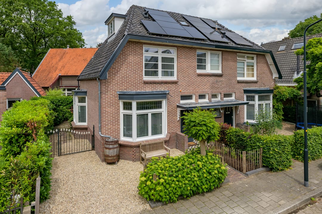 Photo 1 of Middellaan 46