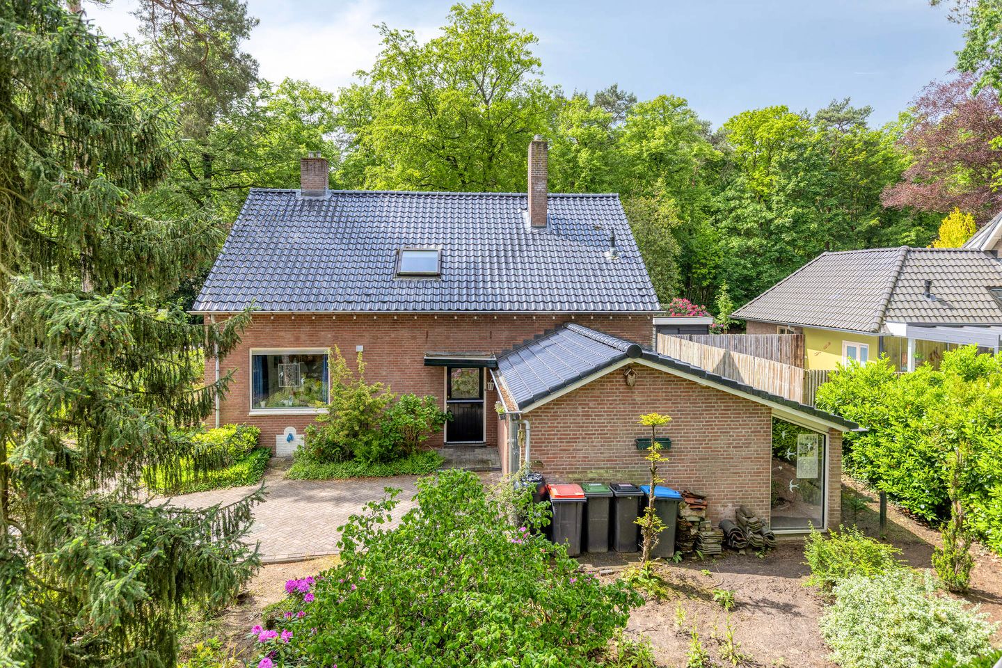 Photo 5 of Dennenlaan 1