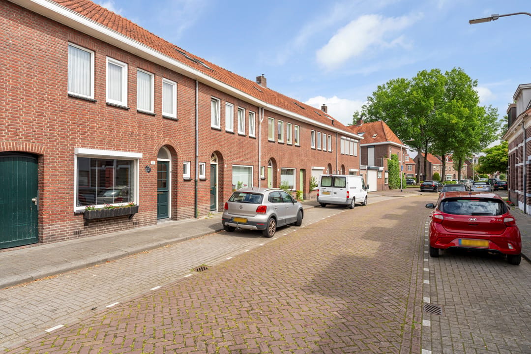 Foto 43 van Herstalsestraat 11
