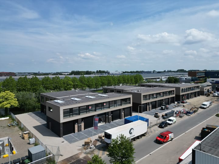 Oosteinde 5-a7, Barendrecht