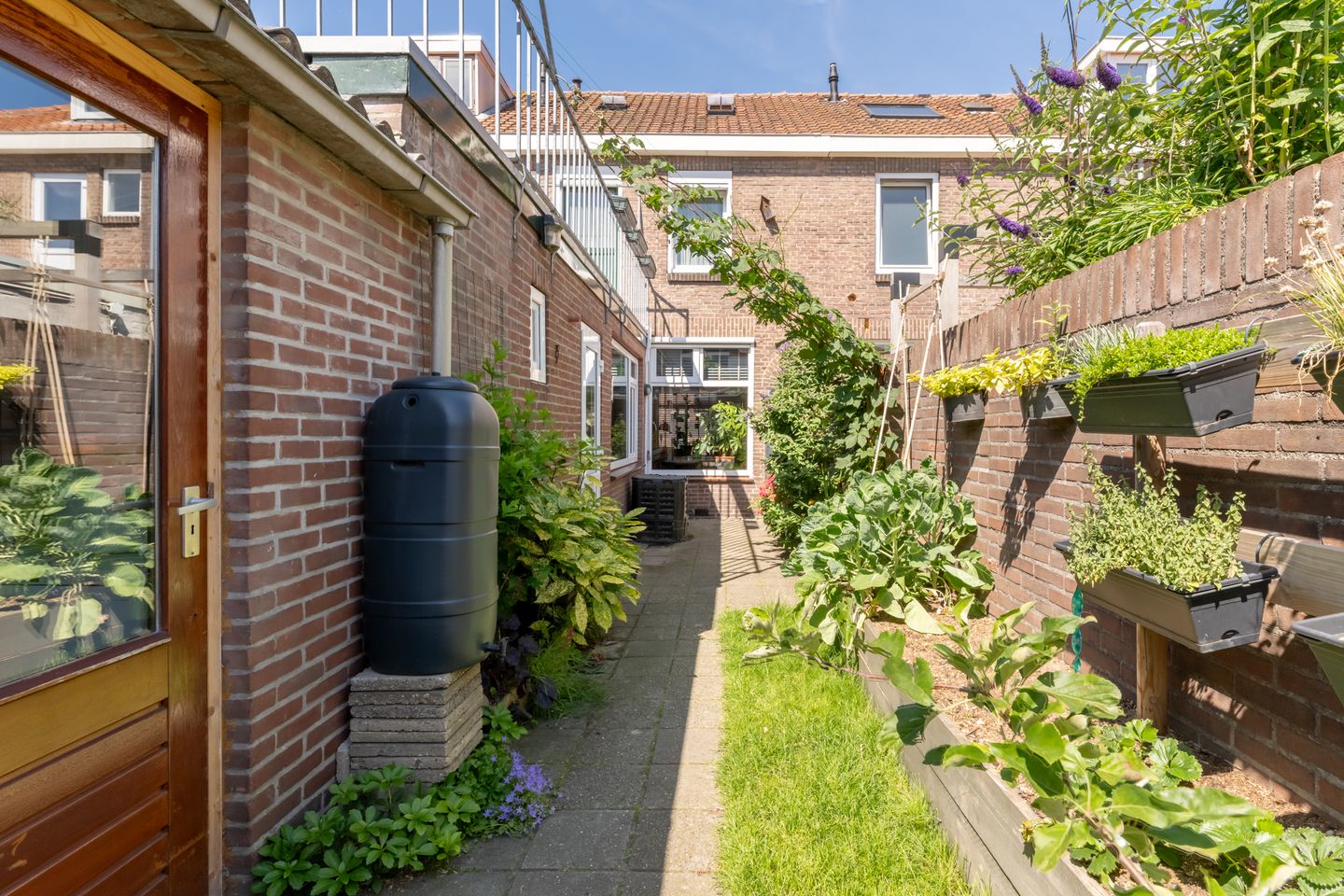 Photo 20 of Arent van 's Gravesandestraat 6