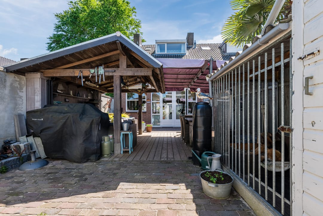 Photo 28 of Dr. P. van Hoekstraat 9