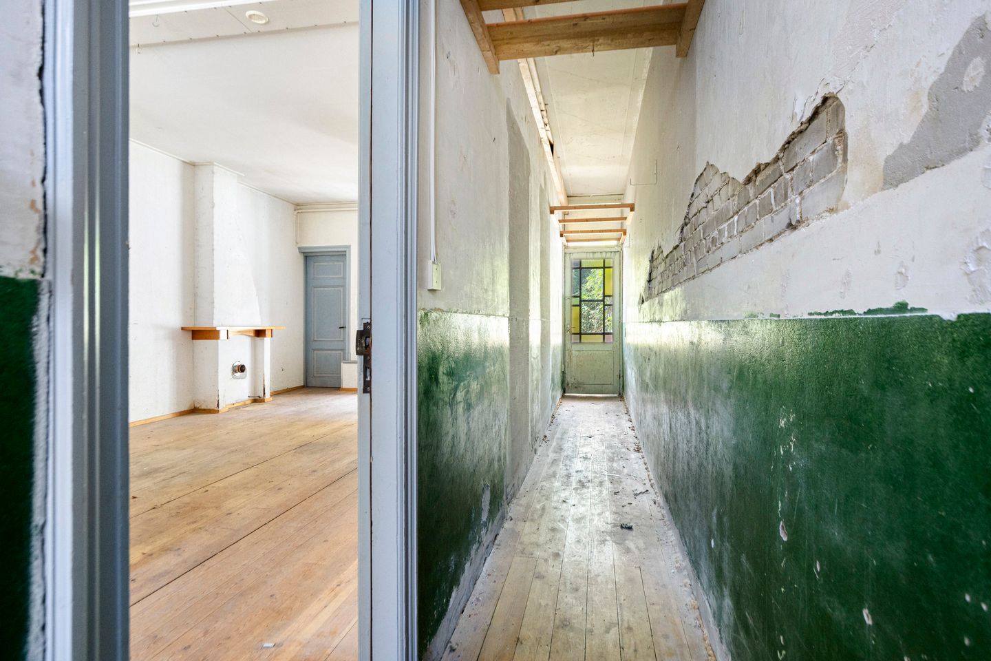 Photo 20 of Riouwstraat 44