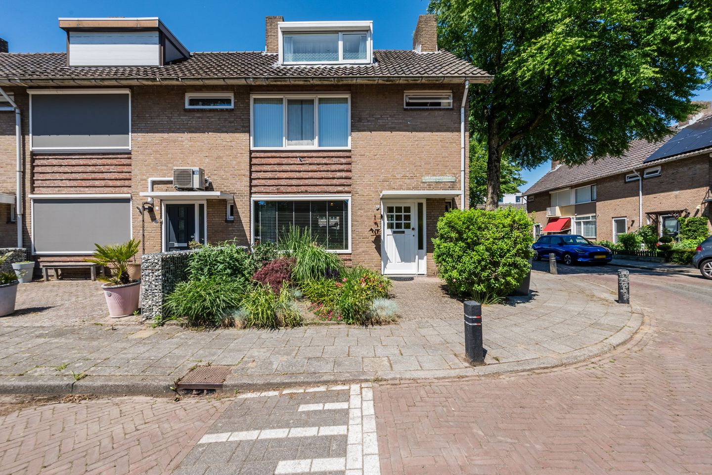 Photo 1 of Dr. P. van Hoekstraat 9