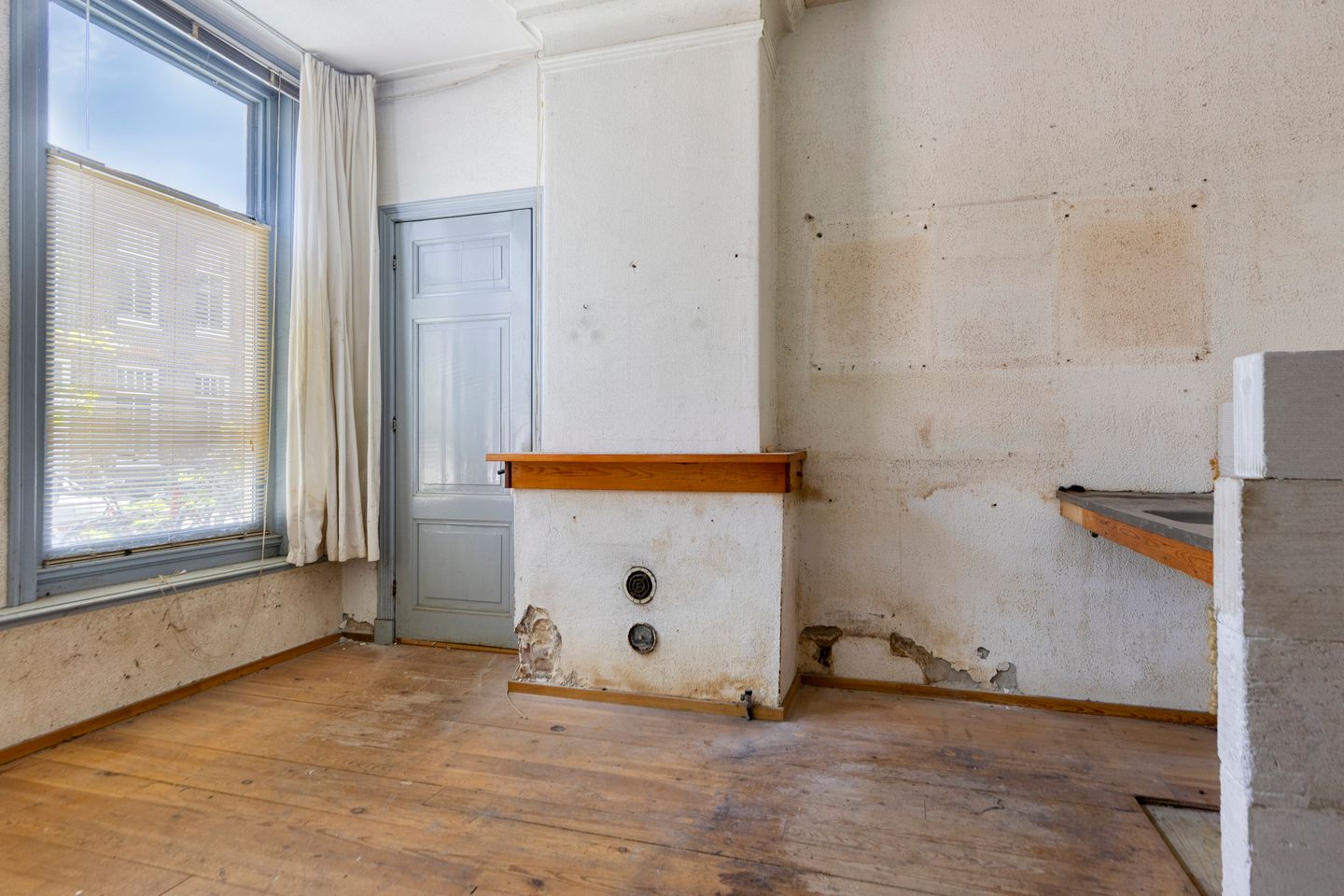 Photo 14 of Riouwstraat 44