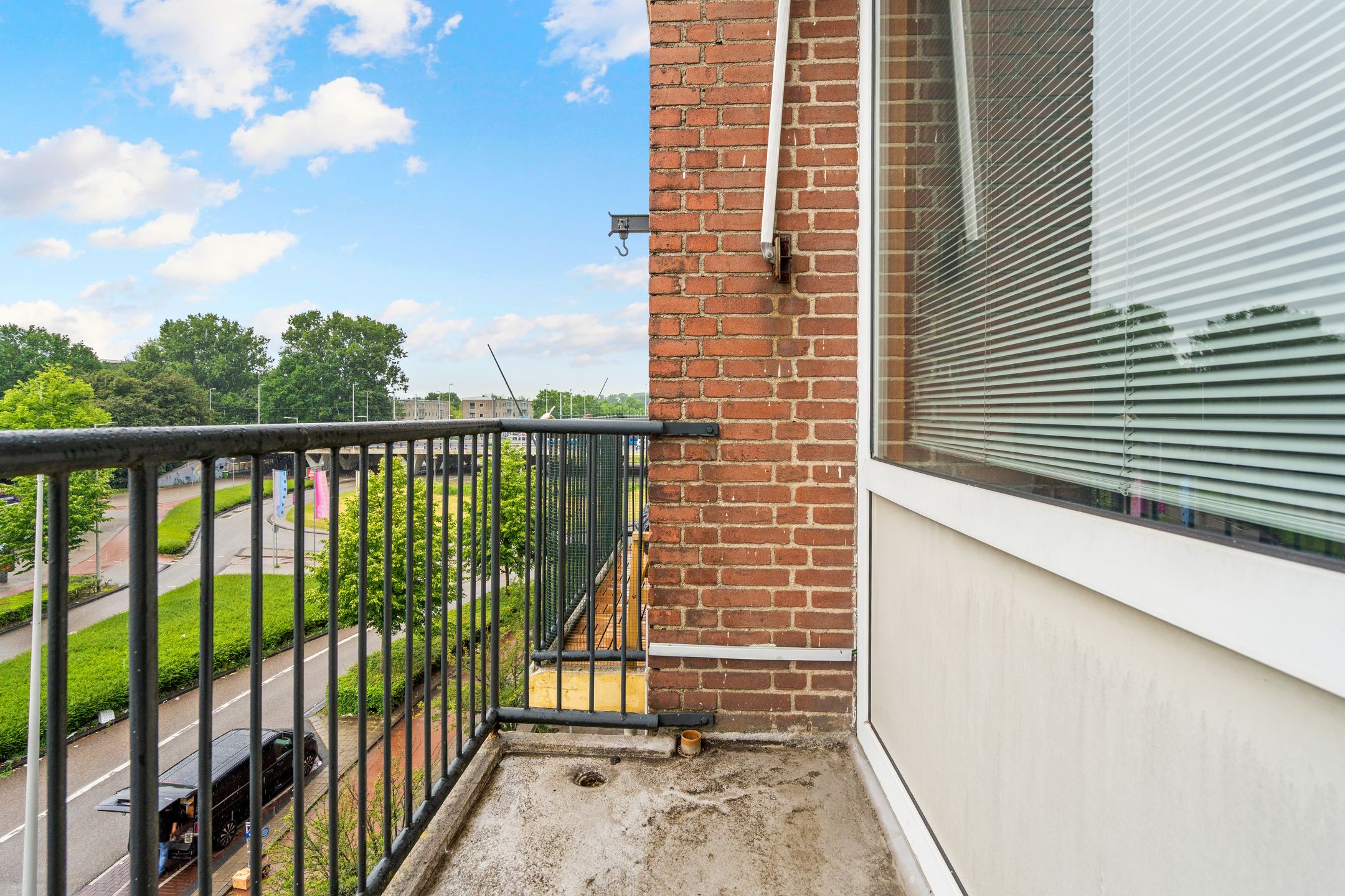 Photo 9 of Hendrik de Bruynstraat 10-3