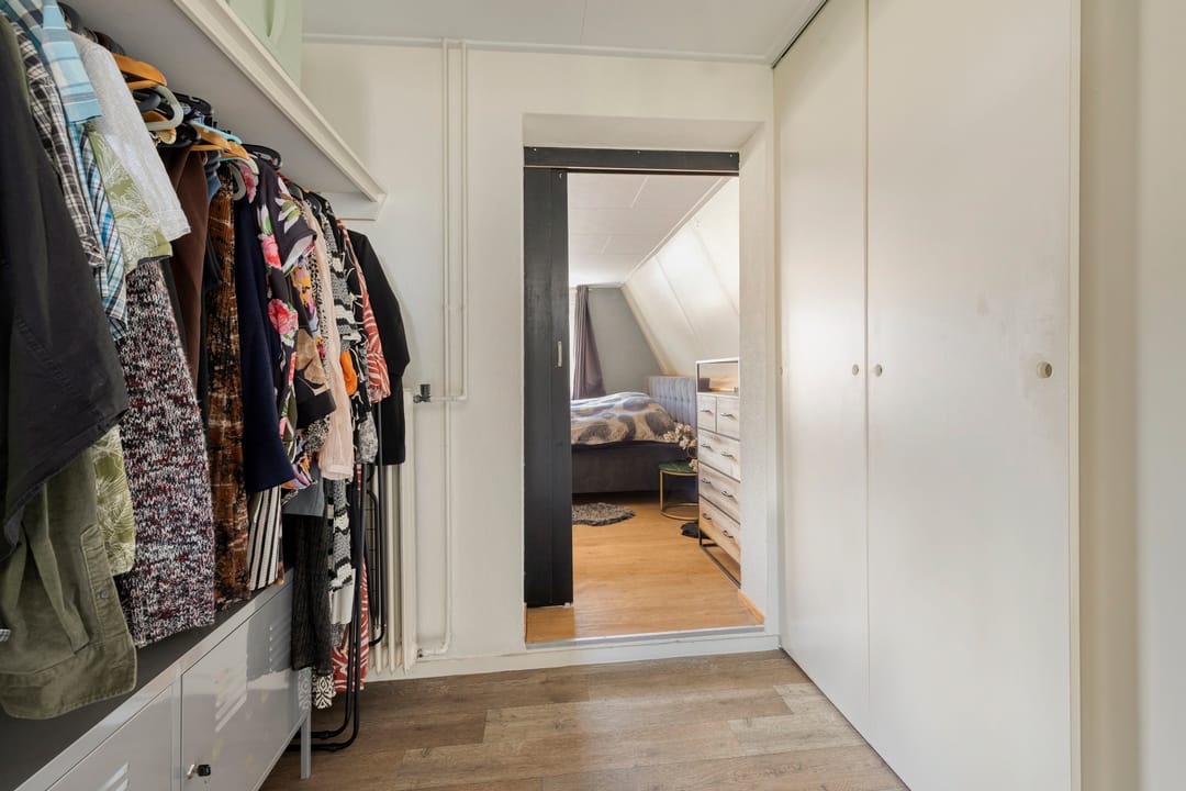 Photo 26 of Simon van den Berghstraat 42