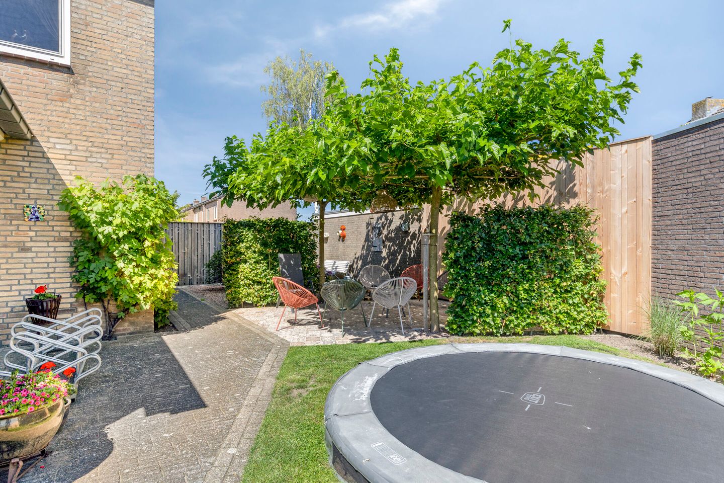 Photo 19 of Simon van den Berghstraat 42