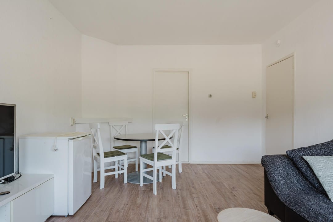 Photo 13 of Surinamestraat 1-B