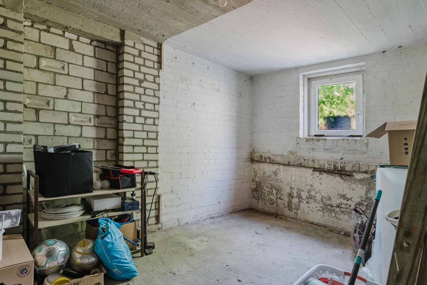 Photo 35 of Surinamestraat 1-B