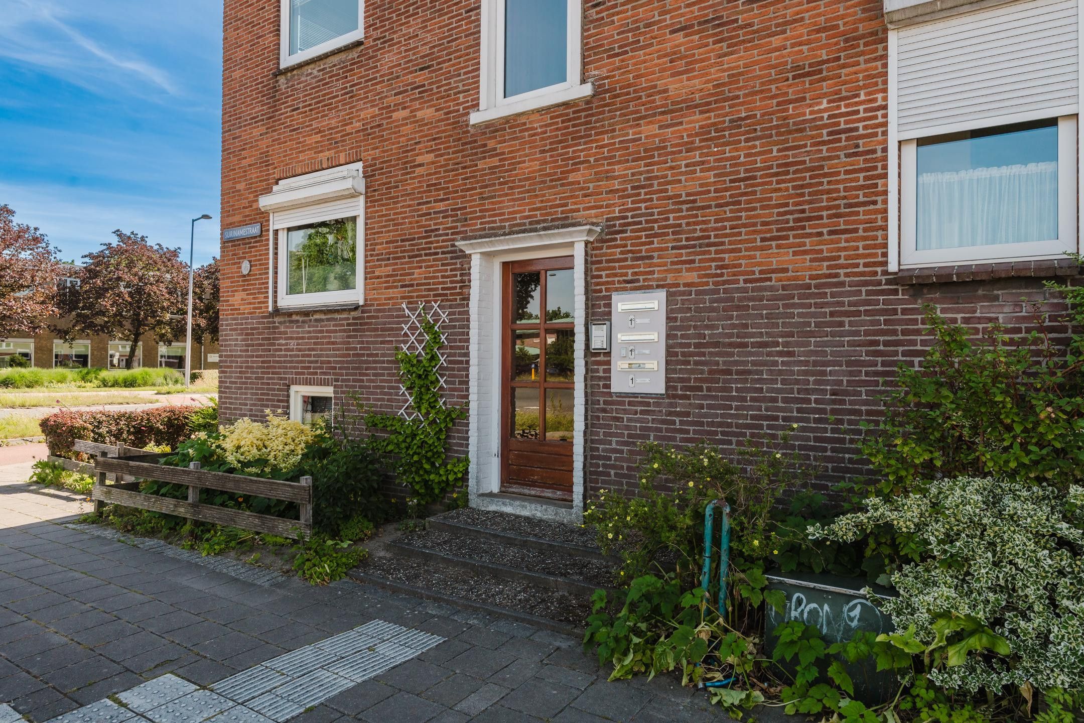 Photo 6 of Surinamestraat 1-B