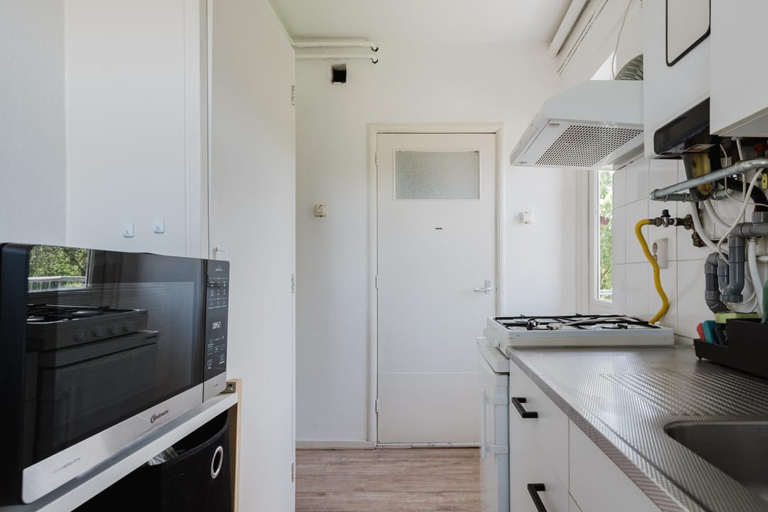 Photo 28 of Surinamestraat 1-B