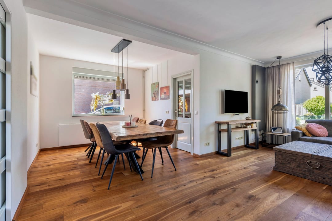 Photo 2 of Simon van den Berghstraat 42
