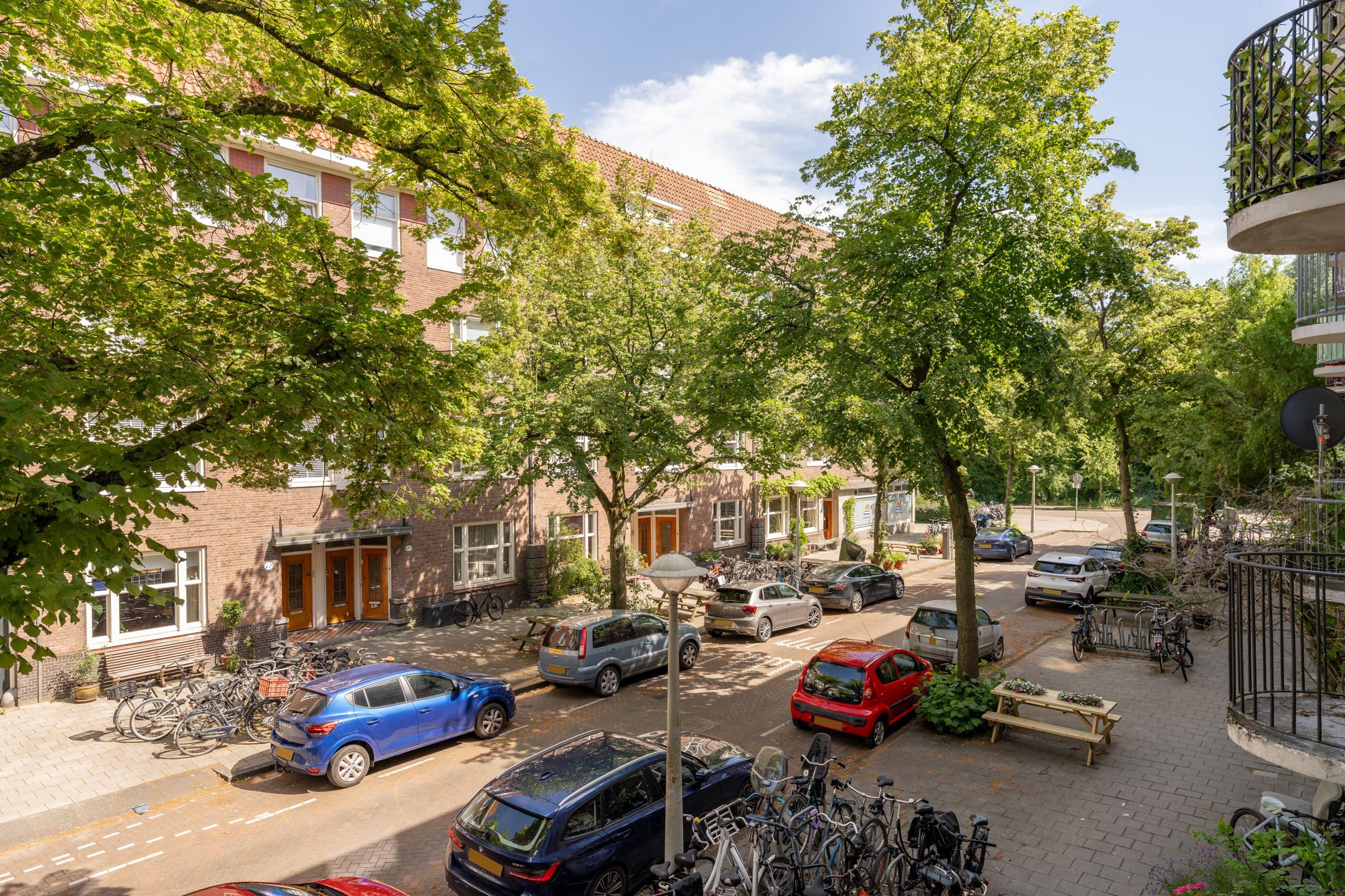 Photo 24 of Sassenheimstraat 17-1