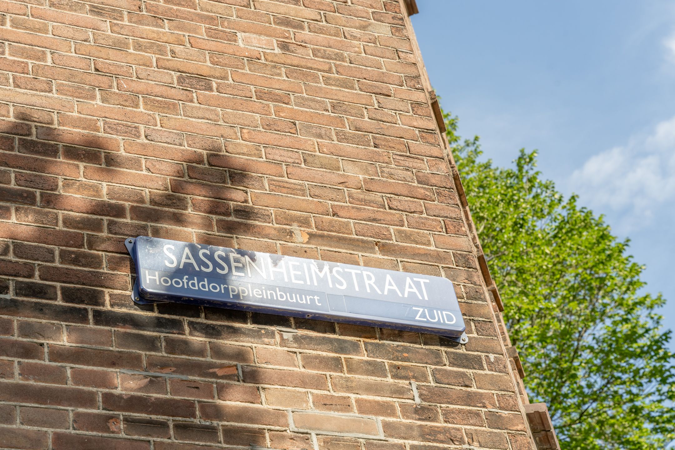 Photo 33 of Sassenheimstraat 17-1