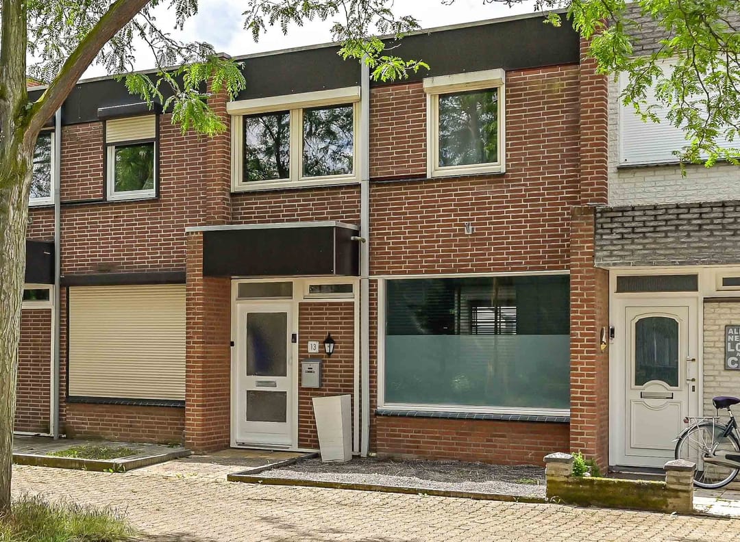 Foto 2 van Requesensstraat 13