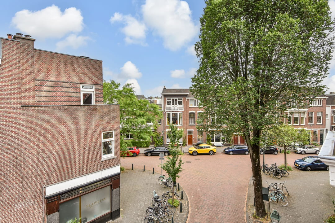 Photo 31 of Van der Parrastraat 13-A