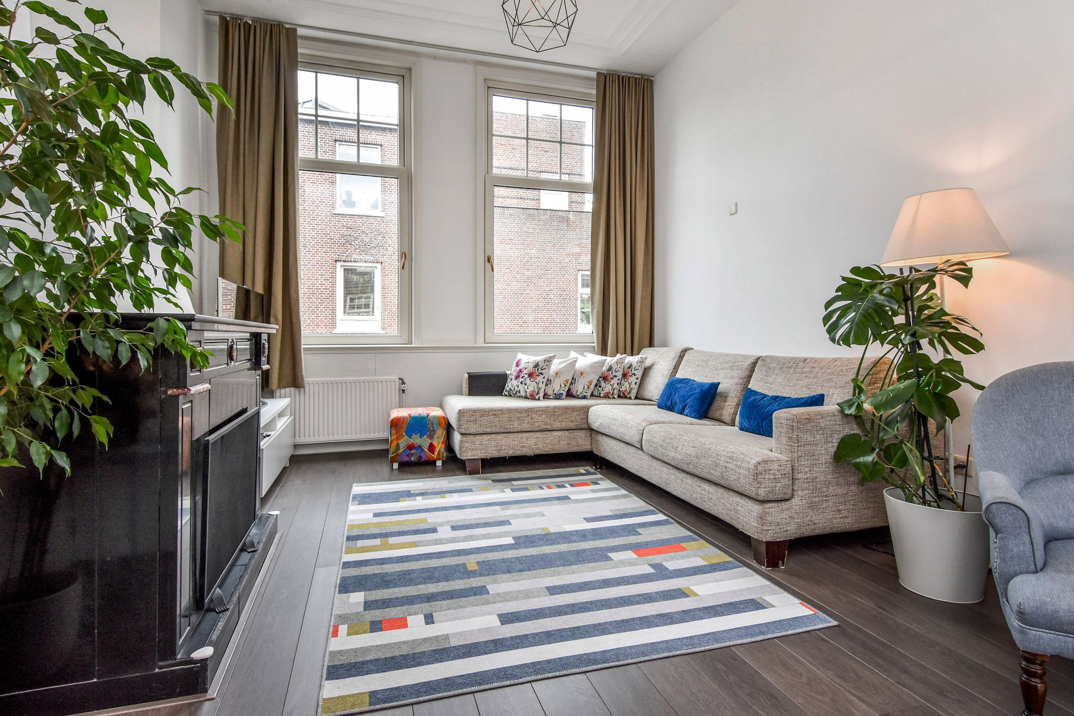 Photo 9 of Van der Parrastraat 13-A