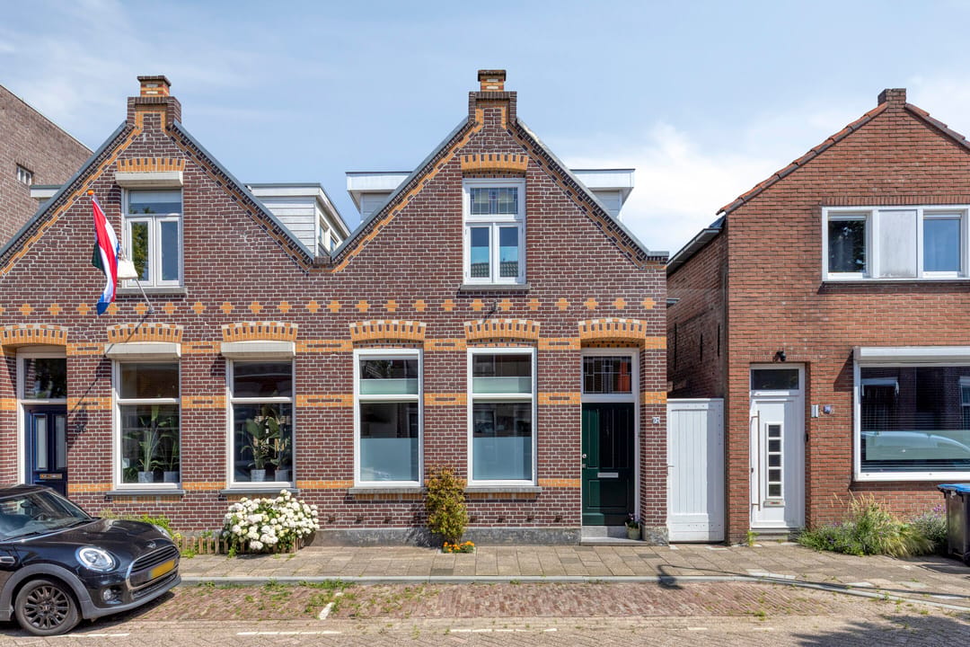 Foto 1 van Emmastraat 92