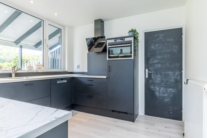 Twee-onder-één-kap te koop: Dorpstraat 25, Nuth