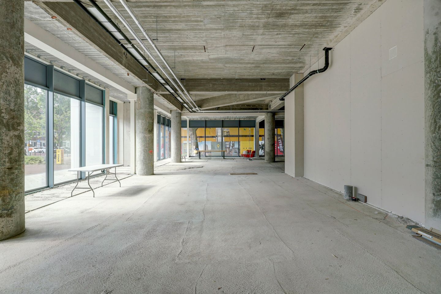 Bekijk foto 4 van Stationsplein 2