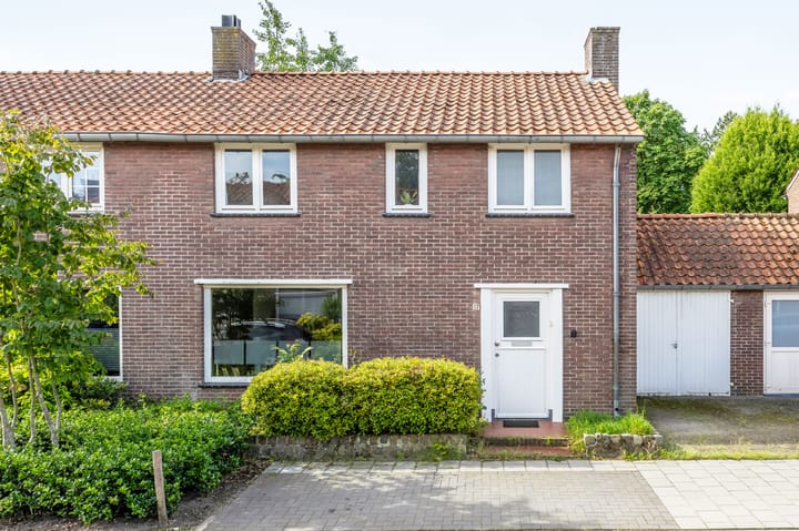 Maarten Trompstraat 17