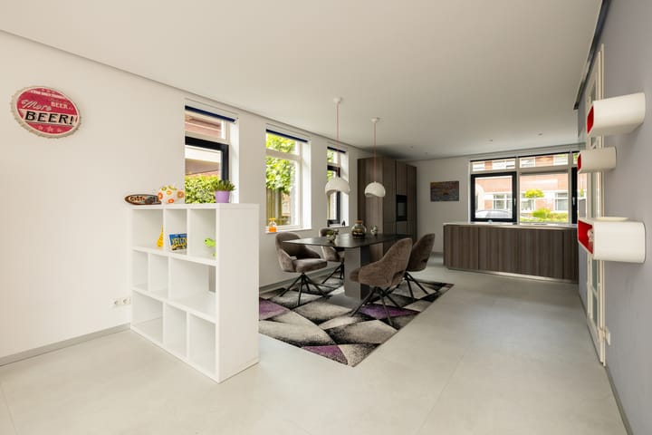 Vrijstaande woning te koop: Dr. Ter Haarlaan 8, Poeldijk