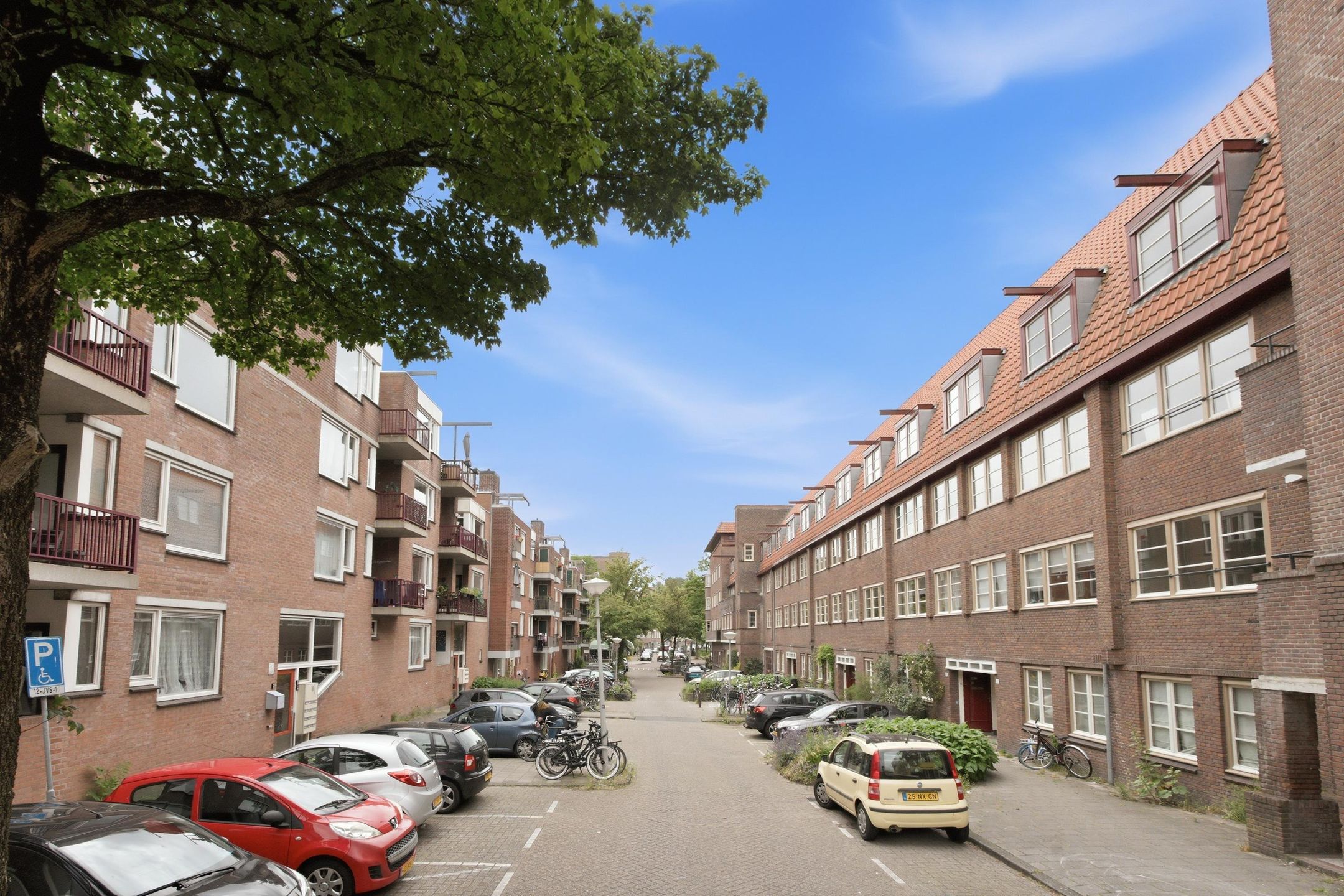 Foto 45 van Gorontalostraat 6-B