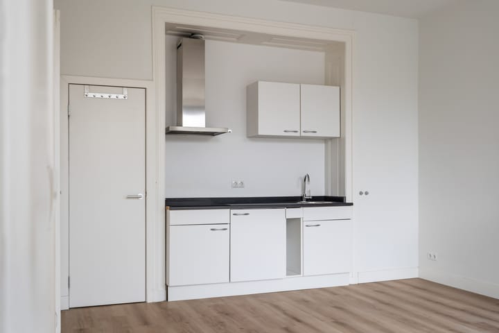 Studio te koop: Willemstraat 21A1, Breda