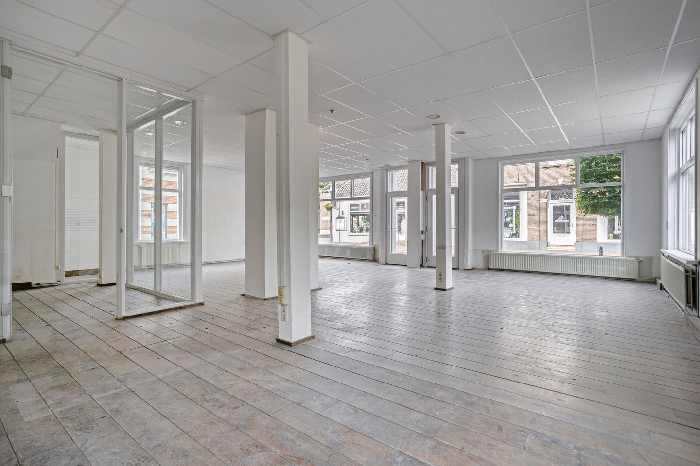 View photo 4 of Dorpsstraat 53