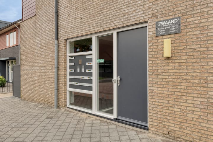 Foto 5 van Zwaard 35