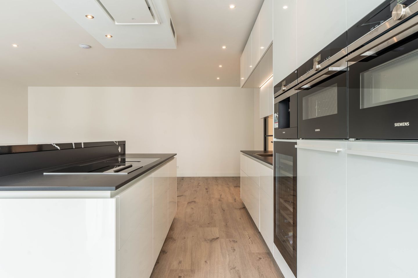 Photo 10 of Lorriestraat 60
