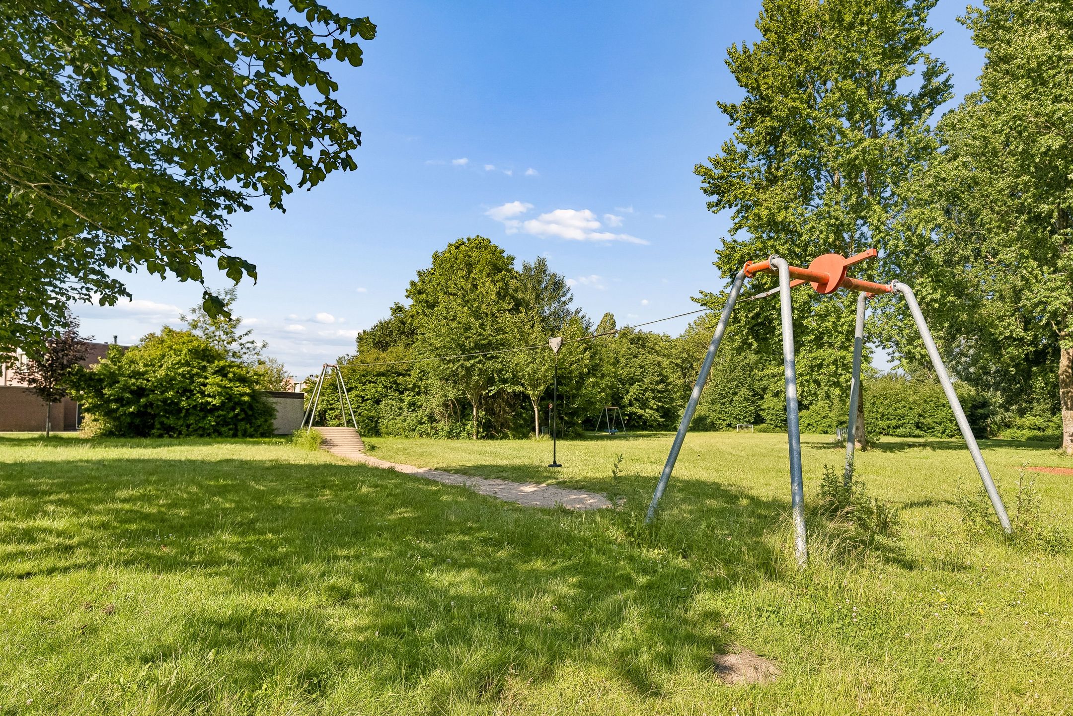Photo 36 of Leemwierde 80