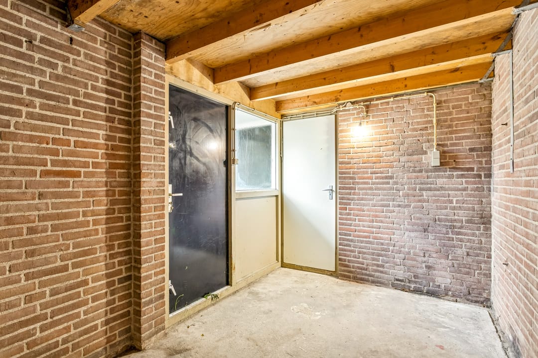 Photo 38 of Leidenstraat 2
