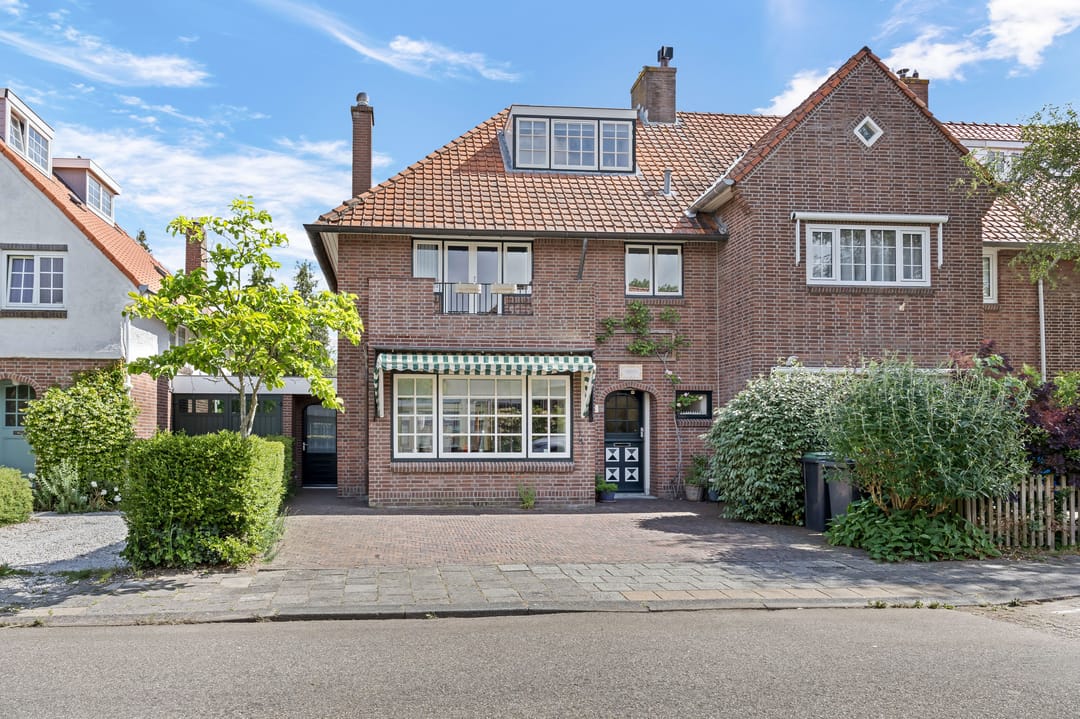 Photo 1 of Santhorstlaan 11