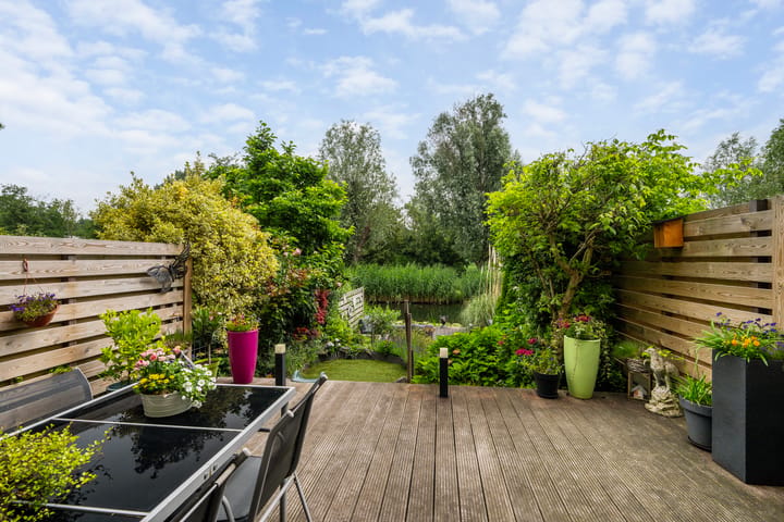 Tussenwoning te koop: Mary Zeldenruststraat 3, Schiedam