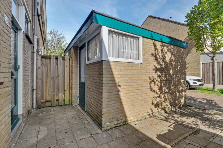 Tussenwoning te koop: Stikkerstraat 38, Goes