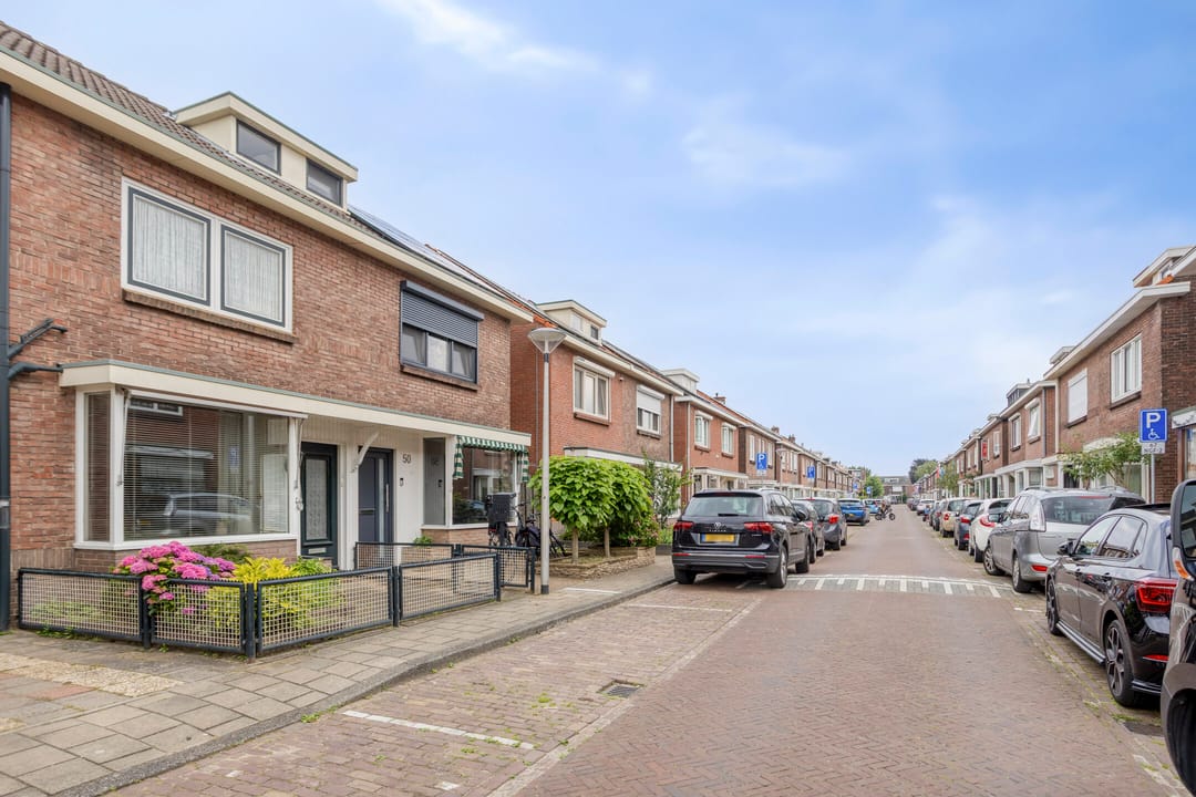 Foto 46 van Esdoornstraat 52