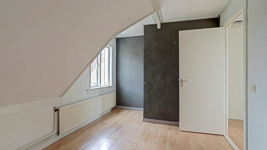 Photo 13 of Beekstraat 43