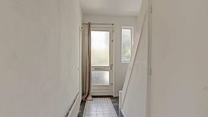 Photo 4 of Beekstraat 43