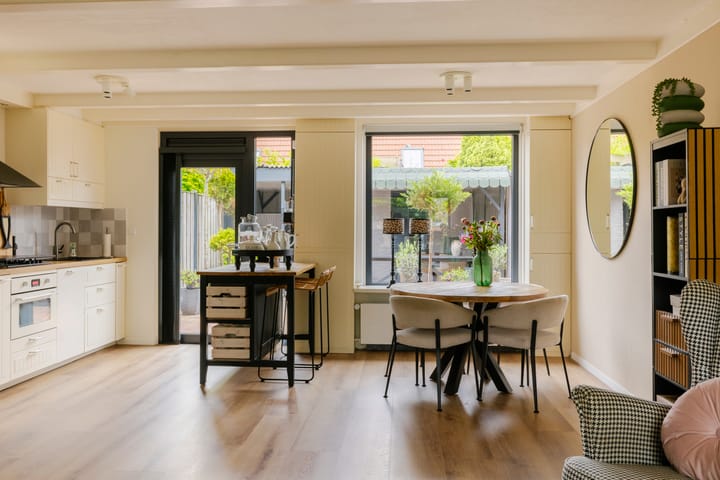 Tussenwoning te koop: Mastbos 130, Hoofddorp