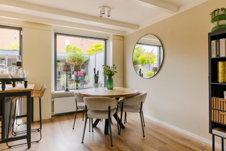 Tussenwoning te koop: Mastbos 130, Hoofddorp